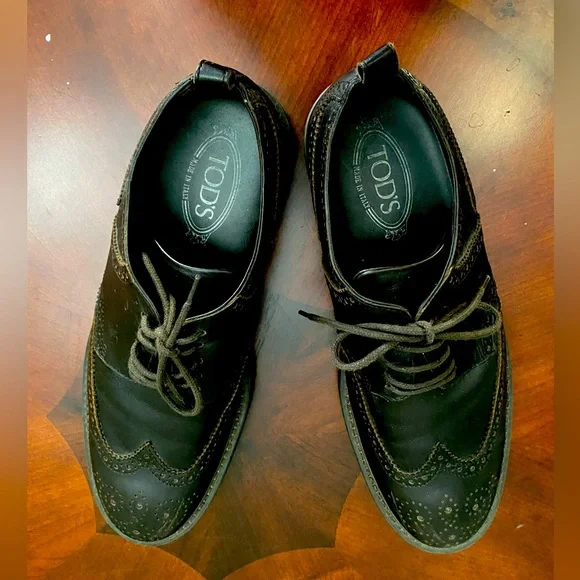 TODS Lace up in leather
